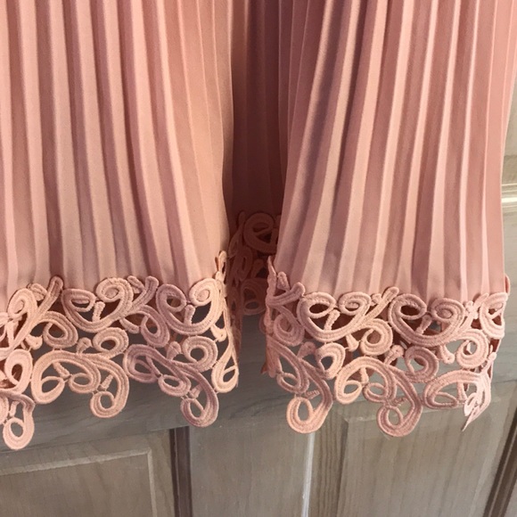 NWT Pink Express Dress - Picture 3 of 7